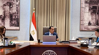 مدبولي يتابع مع لجنة الأزمات جاهزية الدولة لمواجهة تداعيات تصعيد الصراع الإيراني الإسرائيلي