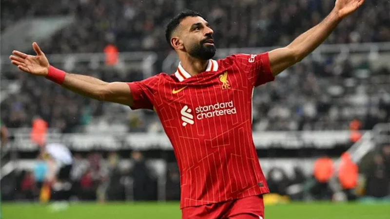 محمد صلاح على رأس تشكيل ليفربول أمام كريستال بالاس بكأس الدرع الخيرية