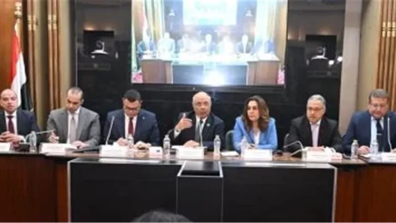 لجنه الاسكان بمجلس