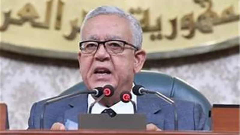 رئيس النواب ينتقد غياب وزيري المالية والتخطيط عن جلسة مناقشة الموازنة العامة 