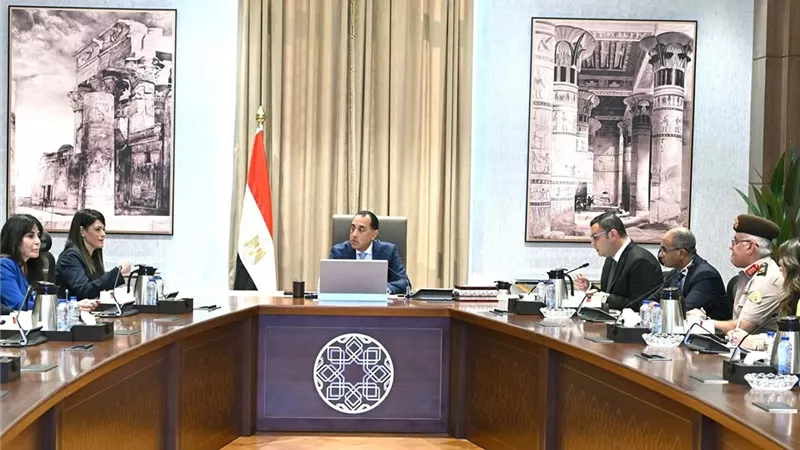 مدبولي يتابع استعدادات لانطلاق المرحلة الثانية