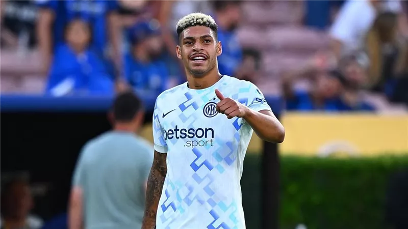 لاوتارو يقود هجوم إنتر ميلان أمام أوراوا الياباني في كأس العالم للإندية 