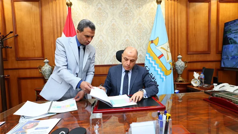 محافظ كفر الشيخ يعتمد نتيجة الشهادة الإعدادية بنسبة نجاح 80.17%.. رابط النتيجة