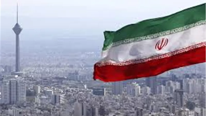 إيران تطلق صواريخ على قواعد أمريكية في قطر والعراق.. تفاصيل