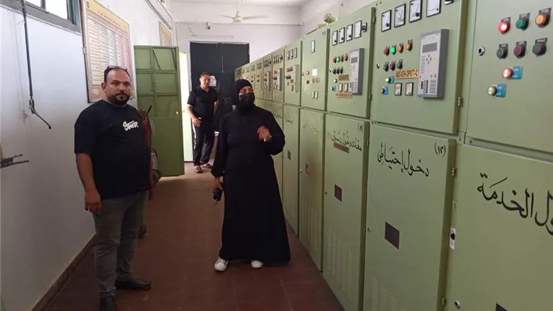 محافظ كفر الشيخ يوجه بتحسين خدمات شبكة الكهرباء بمدينة دسوق 
