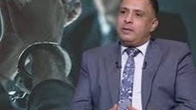 أيمن محفوظ يكشف حقيقة شطبه من نقابة المحامين