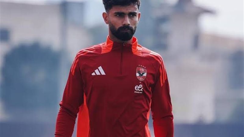احمد رضا لاعب وسط