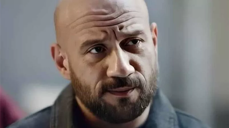 أحمد سلامة يحسم جدل علاقة أحمد مكي وابنته.. تفاصيل