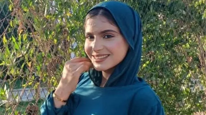 «مبروك يا حبيبة خالو».. أسامة العربي يهنئ شقيقته بمناسبة نجاح نجلتها «جنى» بالإعدادية