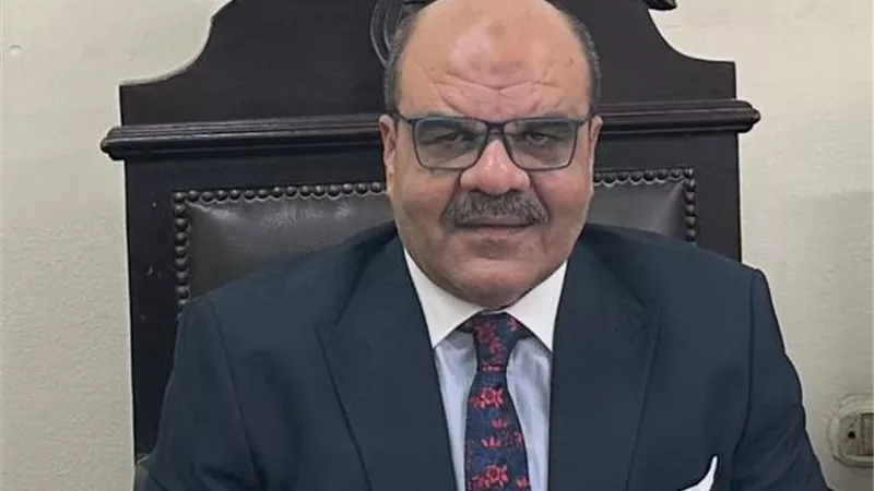 المستشار أحمد فتحي عبد العال يوازن بين ميزان العدالة بكفٍ من الرحمة..تفاصيل