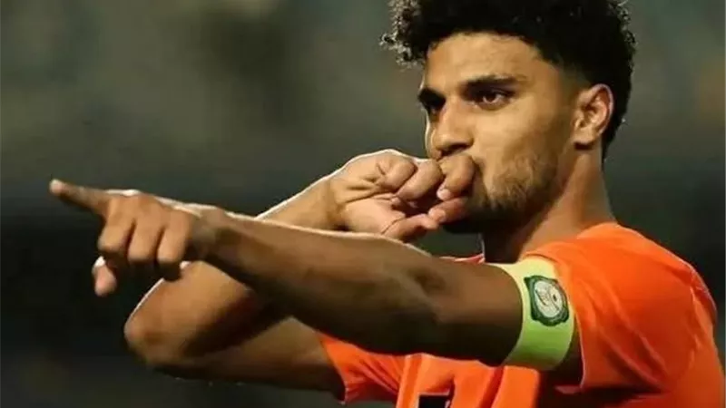  قبل بداية الموسم الجديد.. أسامة فيصل يتمسك بالانضمام للقلعة الحمراء