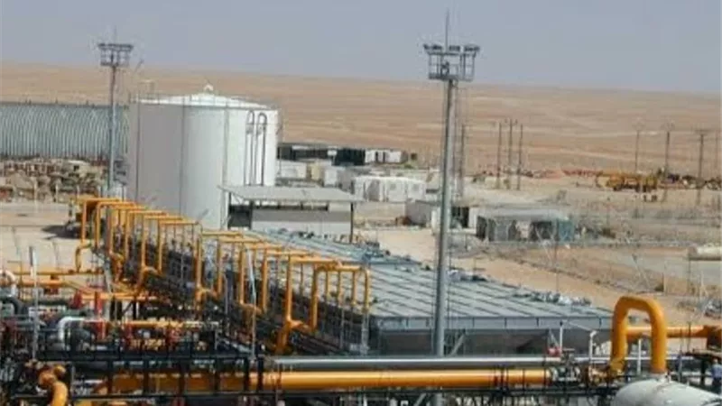 بقدرة 2500 برميل يوميا.. اكتشاف حقل جديد للبترول بالصحراء الغربية (تفاصيل)
