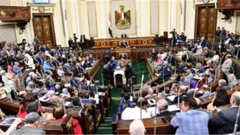 البرلمان يؤجل الحسم النهائي لقانون الإيجار القديم إلى الغد