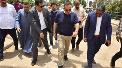استجابة عاجلة لشكاوى المواطنين.. تكليفات فورية بصيانة ورصف كوبري الحواتكة 