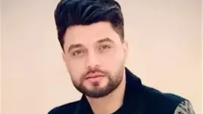 بعد وفاته المفاجئة.. شحتة كاريكا يحذف جميع أغاني أحمد عامر من منصاته