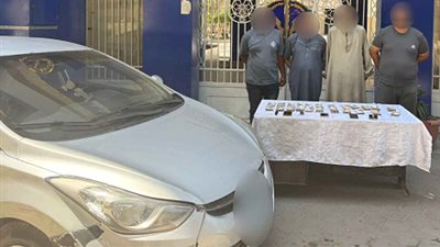  القبض على تشكيل عصابي انتحل صفة رجال شرطة في مصر الجديدة