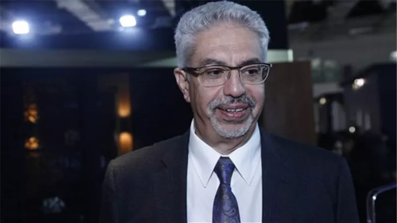 رئيس شعبة الذهب يكشف عن أسباب انخفاض الأسعار المُفاجئة