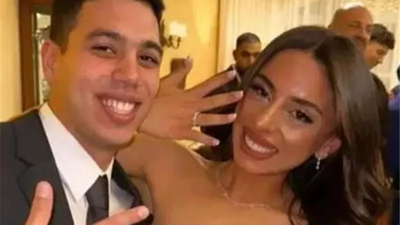 أبرزهم كريم عبد العزيز.. نجوم الفن يتألقون بحفل زفاف حفيد عادل إمام