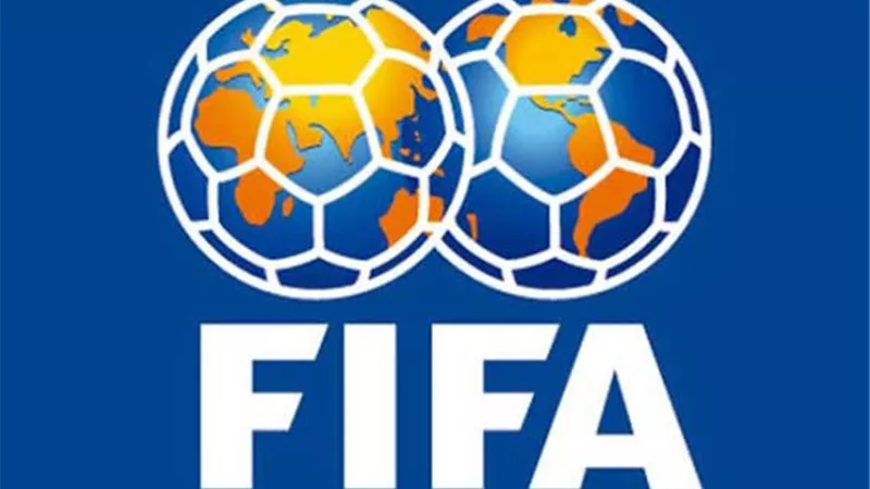 فيفا لـ رابطة الأندية واتحاد الكرة: إنهاء الدوري الجديد سيكون 25 مايو