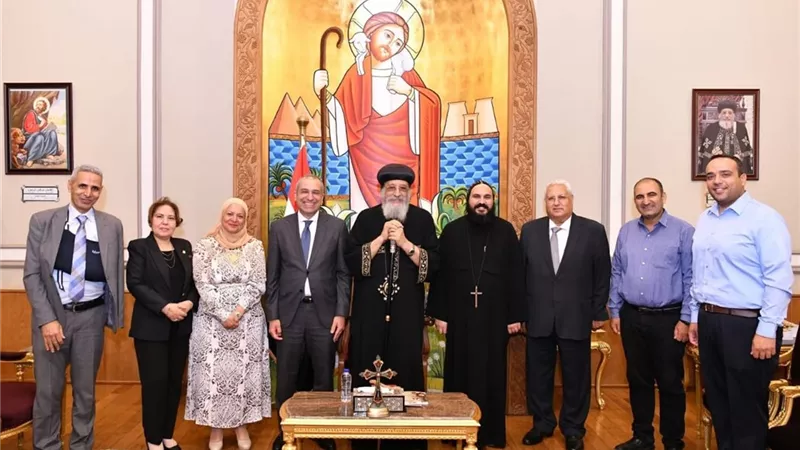 رئيس البنك الزراعي يبحث مع البابا تواضروس الثاني التوسع في تمويل مشروعات الأديرة