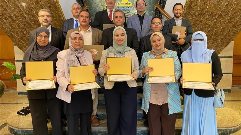 محافظ كفر الشيخ يُكرم الكوادر الطبية المشاركة في مبادرة من بدري أمان