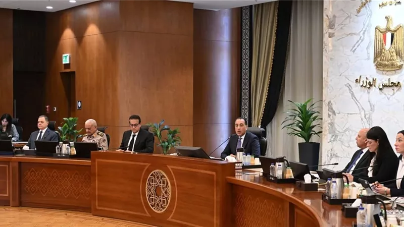 مدبولي: نقل حركة الإنترنت الثابت بالكامل لسنترال الروضة بعد حريق نظيره برمسيس