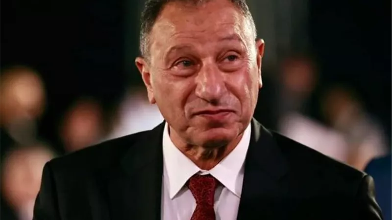 منهم خصم 30% من عقود اللاعبين.. 3 قرارات حاسمة للخطيب بعد خسارة اﻷهلي من طلائع الجيش 