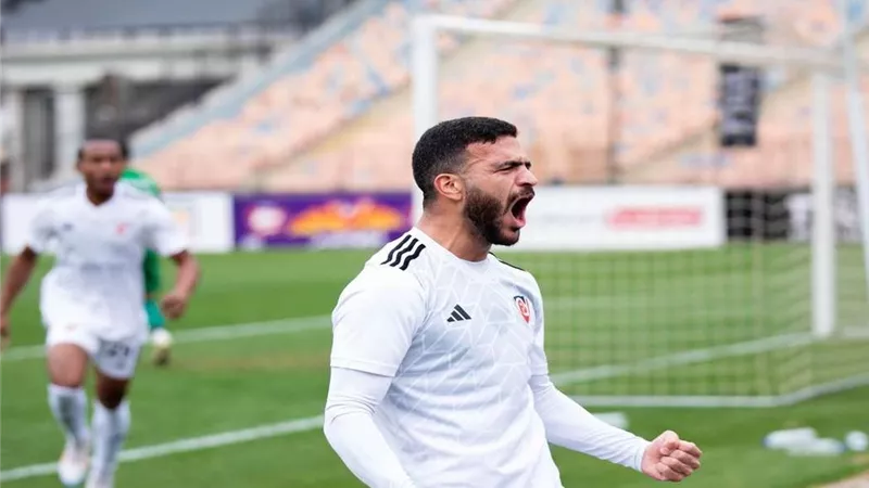 بعد أزمة انتقاله للزمالك.. استبعاد حامد حمدان من مباراة بتروجيت والإسماعيلي 