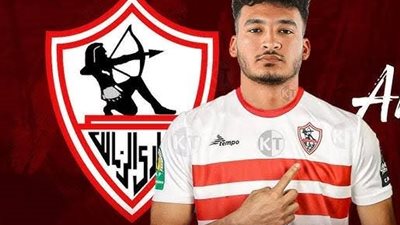 عقب انضمامه للزمالك بشكل رسمي.. أرقام أحمد شريف الموسم الماضي 