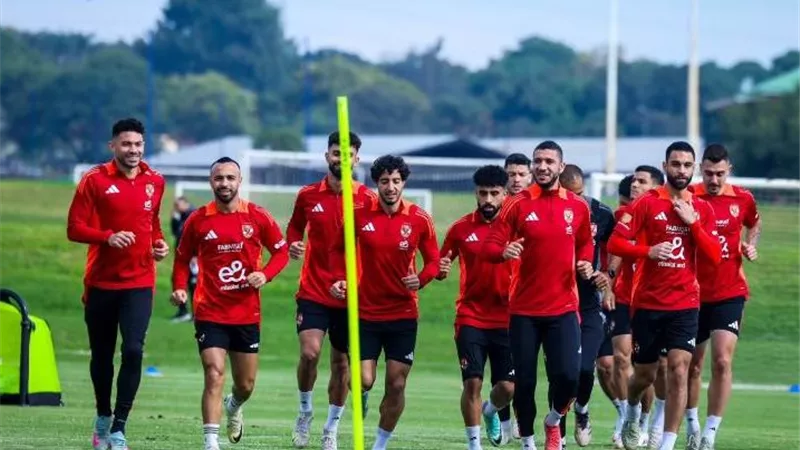 الأهلي يبدأ فترة الإعداد للموسم الجديد وسط تدعيمات قوية ورحيل 9 لاعبين