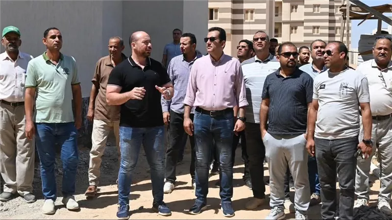 وزير الإسكان يتابع تنفيذ آلاف الوحدات بمبادرة «سكن لكل المصريين» في المدن الجديدة