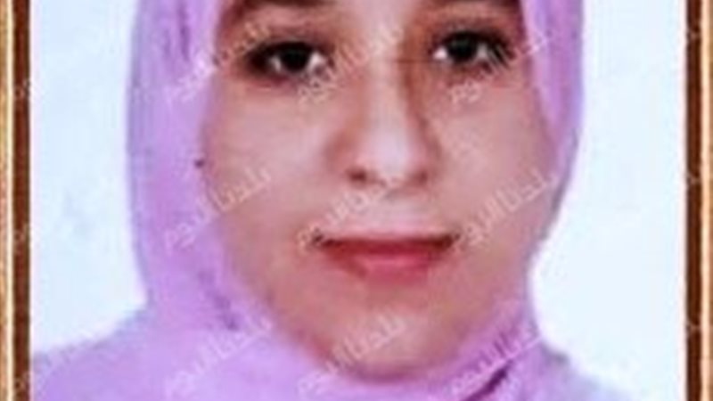 الطالبة 