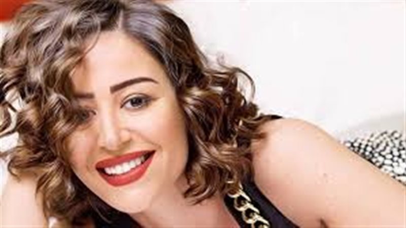 منة شلبي 