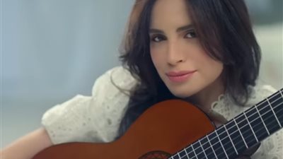 بعد عقدة حياته.. الفنانة آمال ماهر تنشر أغنية رقم واحد