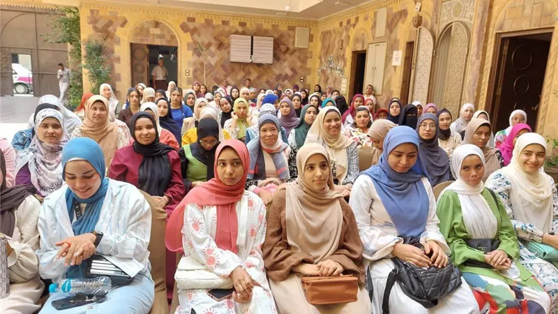 جامعة جنوب الوادي تختتم اللقاءات التوعوية الصيفية في محو الأمية