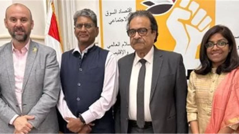 رئيس «الديمقراطي الاجتماعي» يبحث مع السفير الهندي تعزيز العلاقات الثنائية