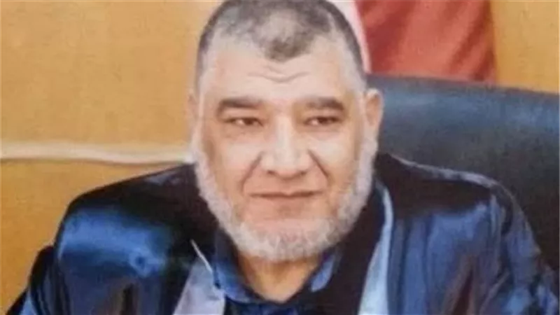رحلة عائلية تنتهي بكارثة.. مصرع دكتور جامعي وإصابة أسرته في حادث بالمنيا