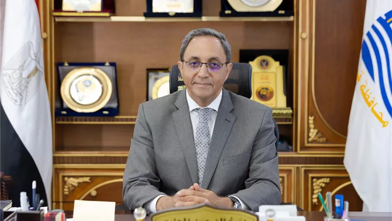 محافظ قنا يفتتح محطة مياه الطويرات المدمجة بعد إحلالها وتجديدها بالكامل