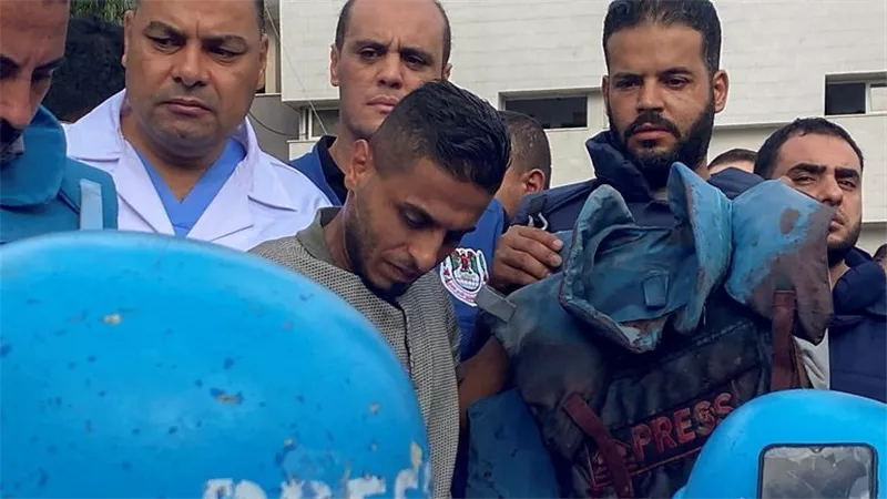 جريمة في غزة.. استشهاد صحفية و5 من أطفالها في حي تل الهوى