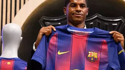 بتوصيات من فليك.. برشلونة يستعد لشراء راشفورد ويستفسر عن تخفيض السعر 