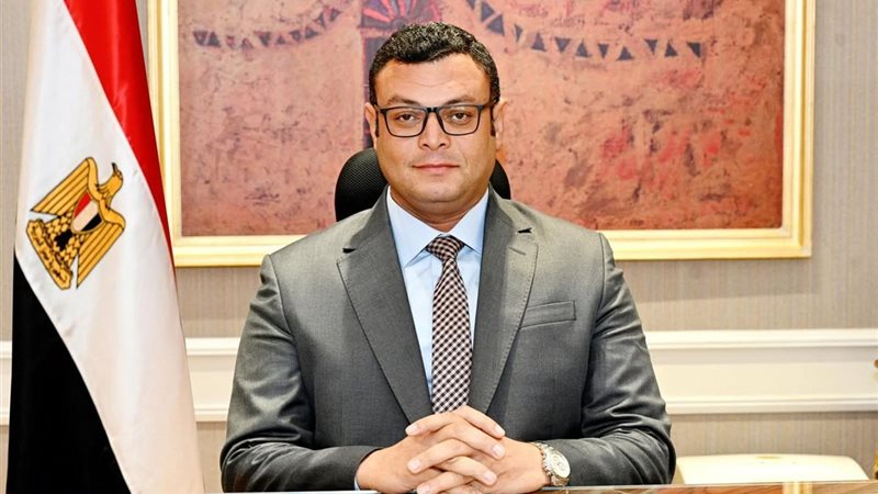 وزير الإسكان ـ صورة