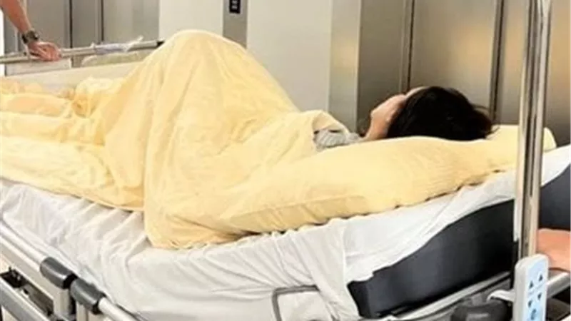 أنغام تنشر أول صورة لها من المستشفى أثناء خضوعها لفحوصات على البنكرياس