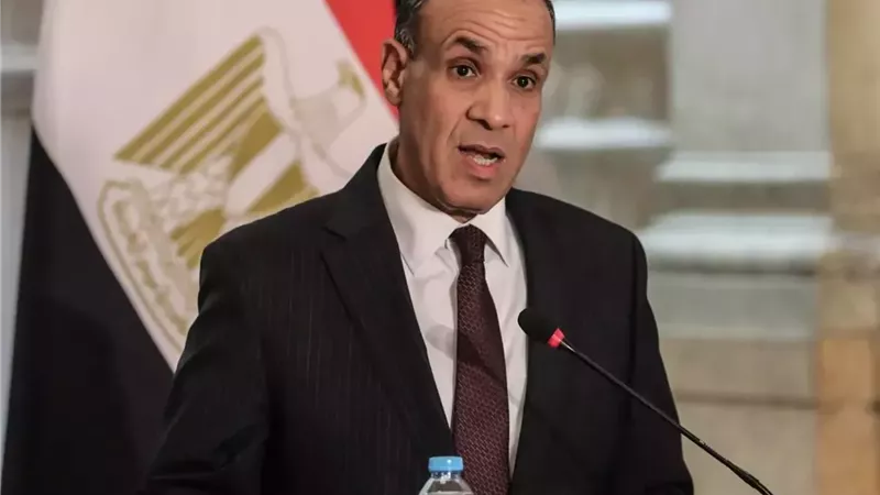 وزير الخارجية: مصر ستعقد مؤتمرا دوليا لإعادة إعمار قطاع غزة