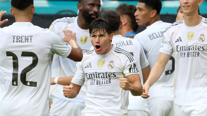 ريال مدريد يحدد موقفه من بيع ألابا وروديجر بعد إخفاق مونديال الأندية
