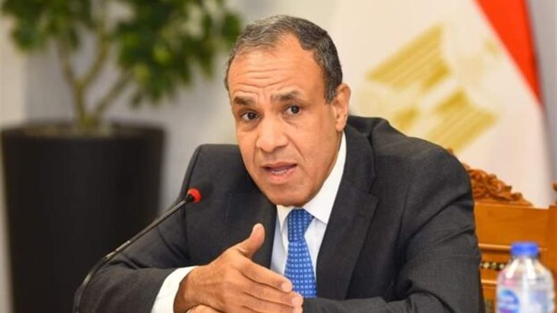 . بدر عبد العاطى