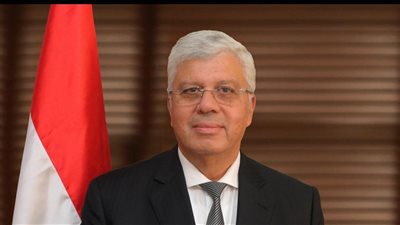 إعلان القائمة المبدئية للمرشحين لمنصب رؤساء خمس جامعات أهلية (صور) 