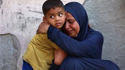 الدفاع المدني في غزة: استشهاد 26 فلسطينيا في الهجمات الإسرائيلية بينهم أطفال