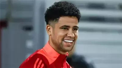 مساهمة حمراء.. تفاصيل صفقة إعارة رضا سليم من الأهلي إلى الجيش الملكي (خاص)