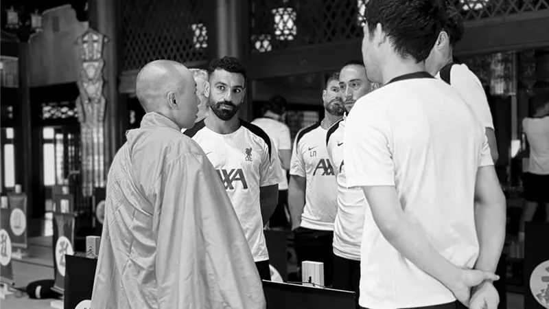 أول تعليق من محمد صلاح على زيارة معبد إيكوين البوذي