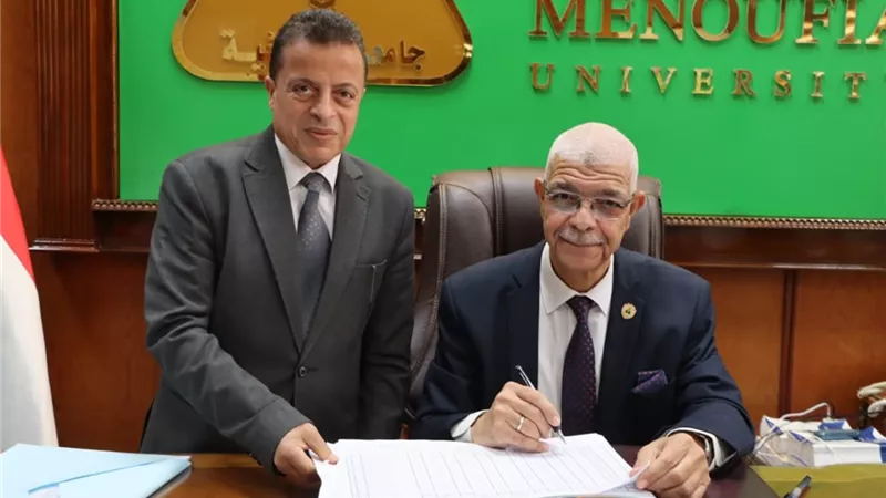 رئيس جامعة المنوفية يعتمد نتيجة تراكمي الفرقة الرابعة بكلية التجارة 